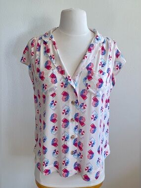 Maeve Anthropologie White Button-Front Top with Pink & Blue Geometric Print